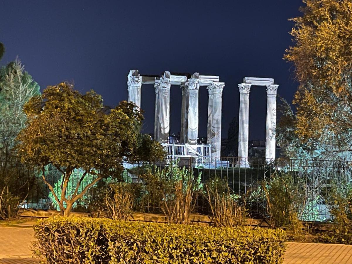Christina-Anna Athens City Center Walking Distance To Everywhere And Acropolis, In One Of The Most Favorable Locations By National Gardens And Zoo, Hellenic Parliament In Syntagma And Stylish Exquisite Kolonaki Cozy Renovated Apartment 外观 照片